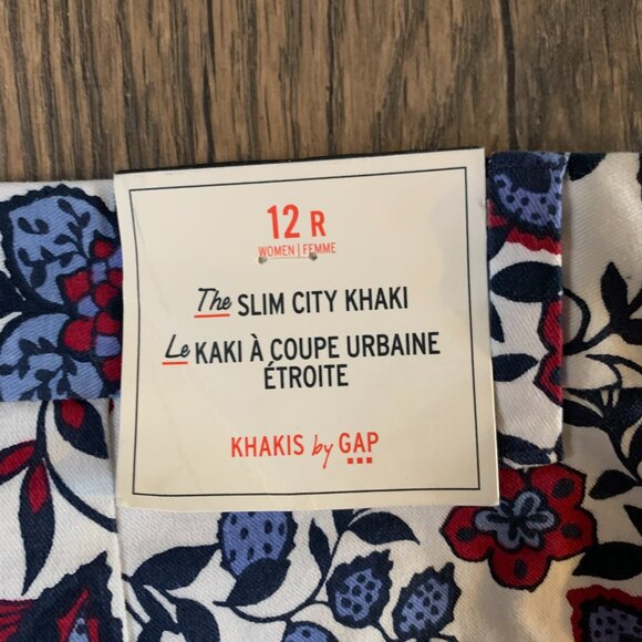 NWT Khakis by Gap size 12 Regular White with Blue and Red Floral Pants - Picture 9 of 10